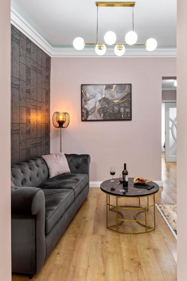 Coquet By Art City Bukarest Exteriör bild